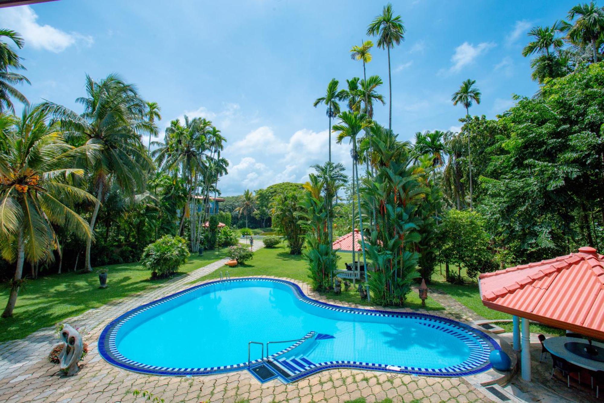 Ayubowan Swiss Lanka Bungalow Resort Bentota Exterior photo